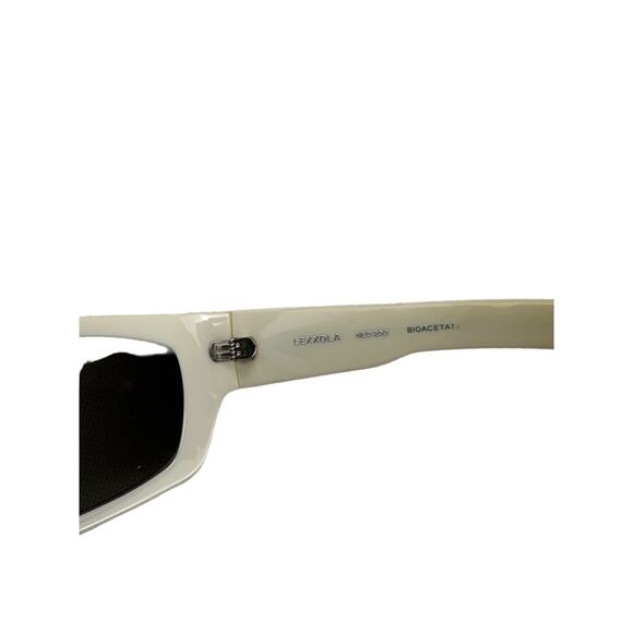 Lexxola - Neo 200 Sunglasses in Cream with Reflective Lenses main image 4